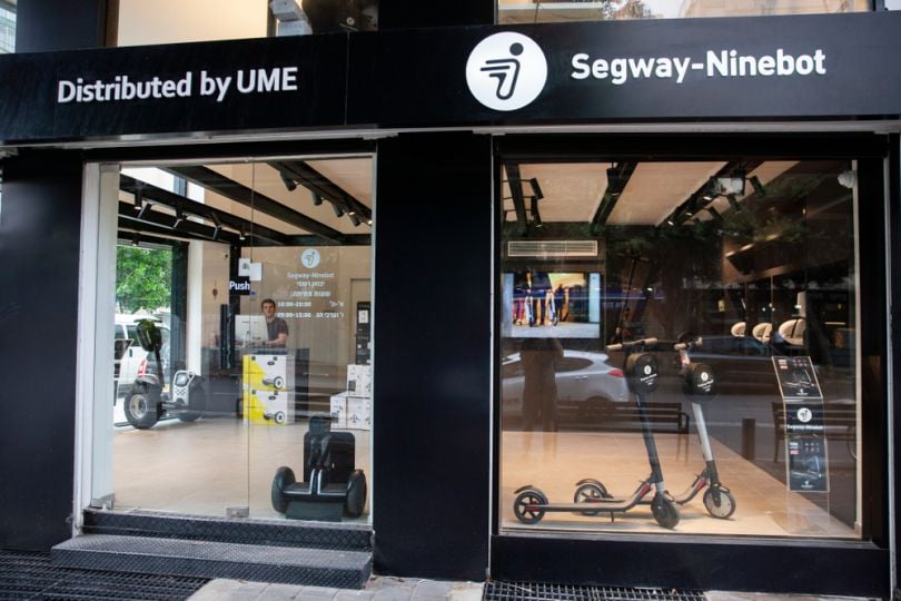 robotics-Segway-Nineboot-Loomo-Delivery